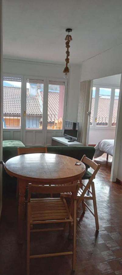 Luminoso, Centrico Y Silencioso Apartamento Хака Экстерьер фото