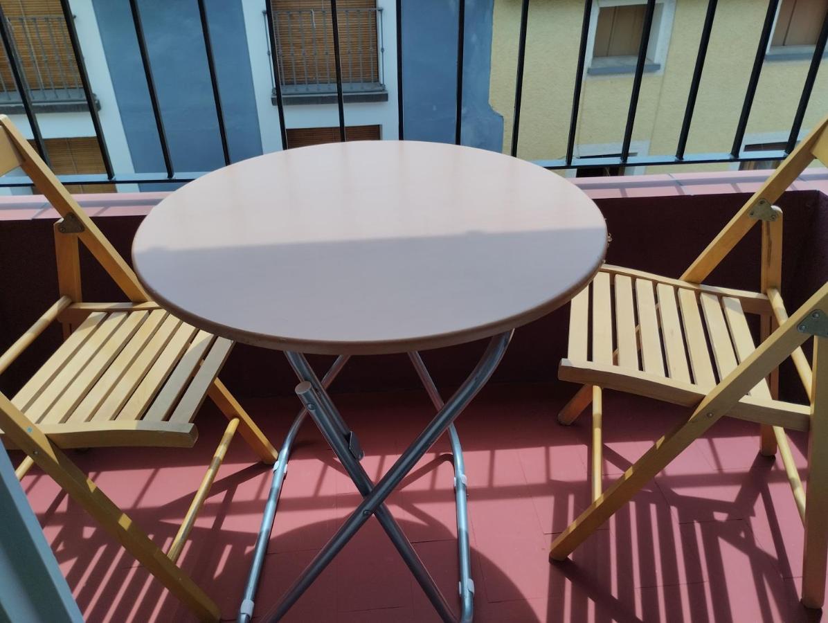 Luminoso, Centrico Y Silencioso Apartamento Хака Экстерьер фото